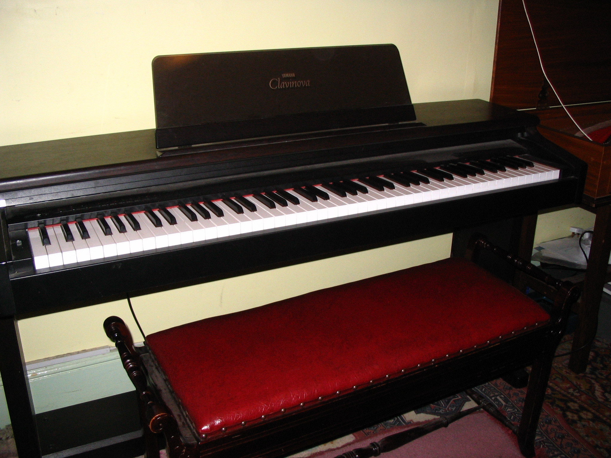 clavinova.jpg